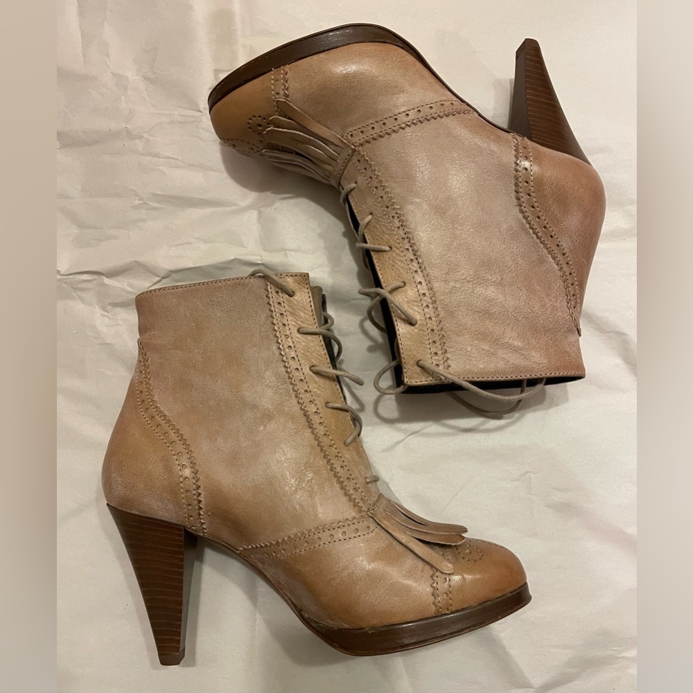 J.Crew Western Style Lace Up Cone Heeled Ankle Boots